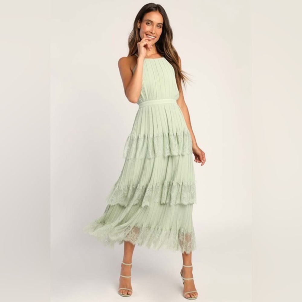 LULU’S CAME FOR COCKTAILS PLEATED TIERED LACE MAXI DRESS